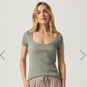 NWT splendid Posie Scoop Neck Short Sleeve Tee green soft olive vintage branch